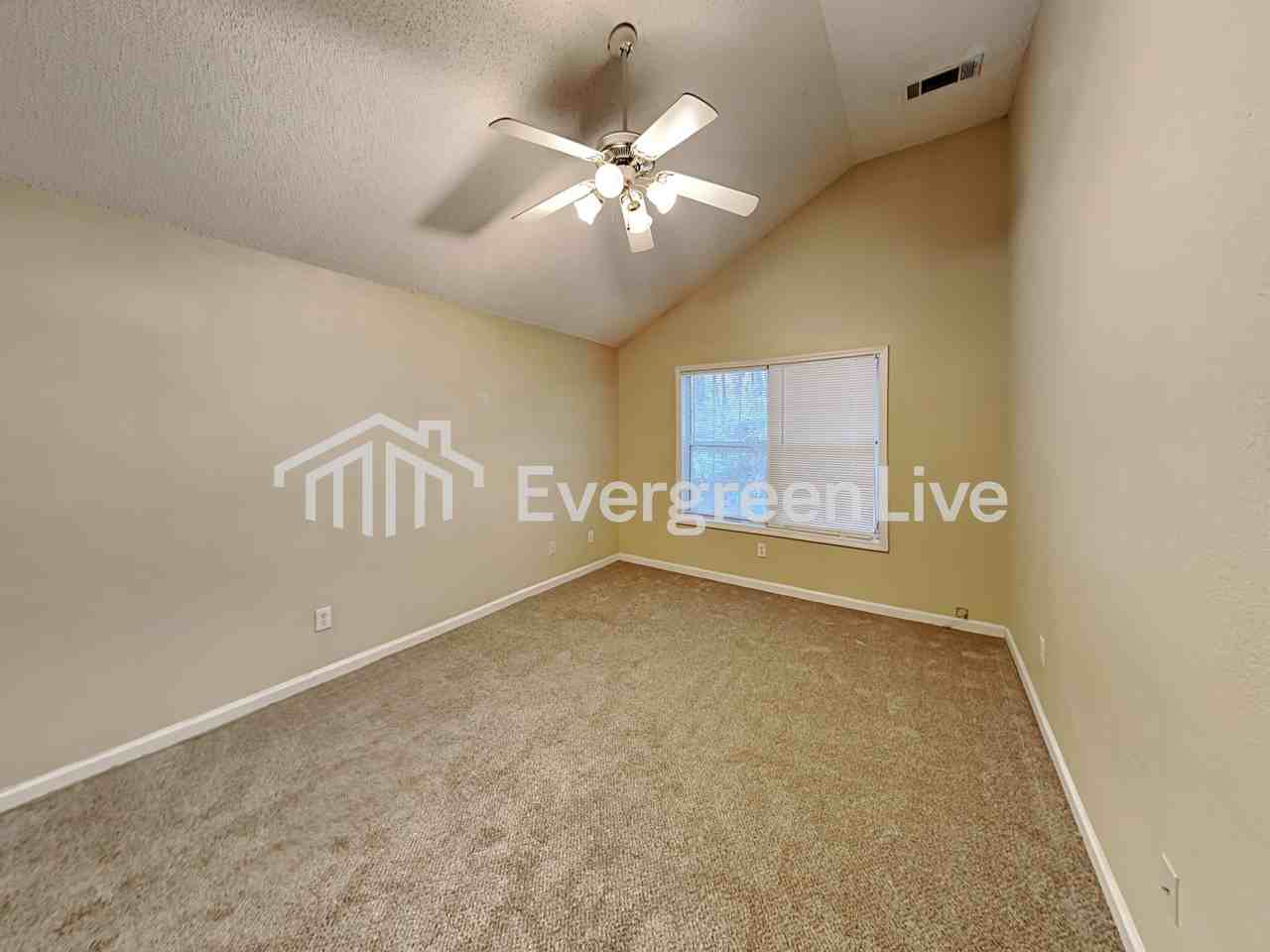 3790 Cypress Pointe Dr - Photo 5 of 16