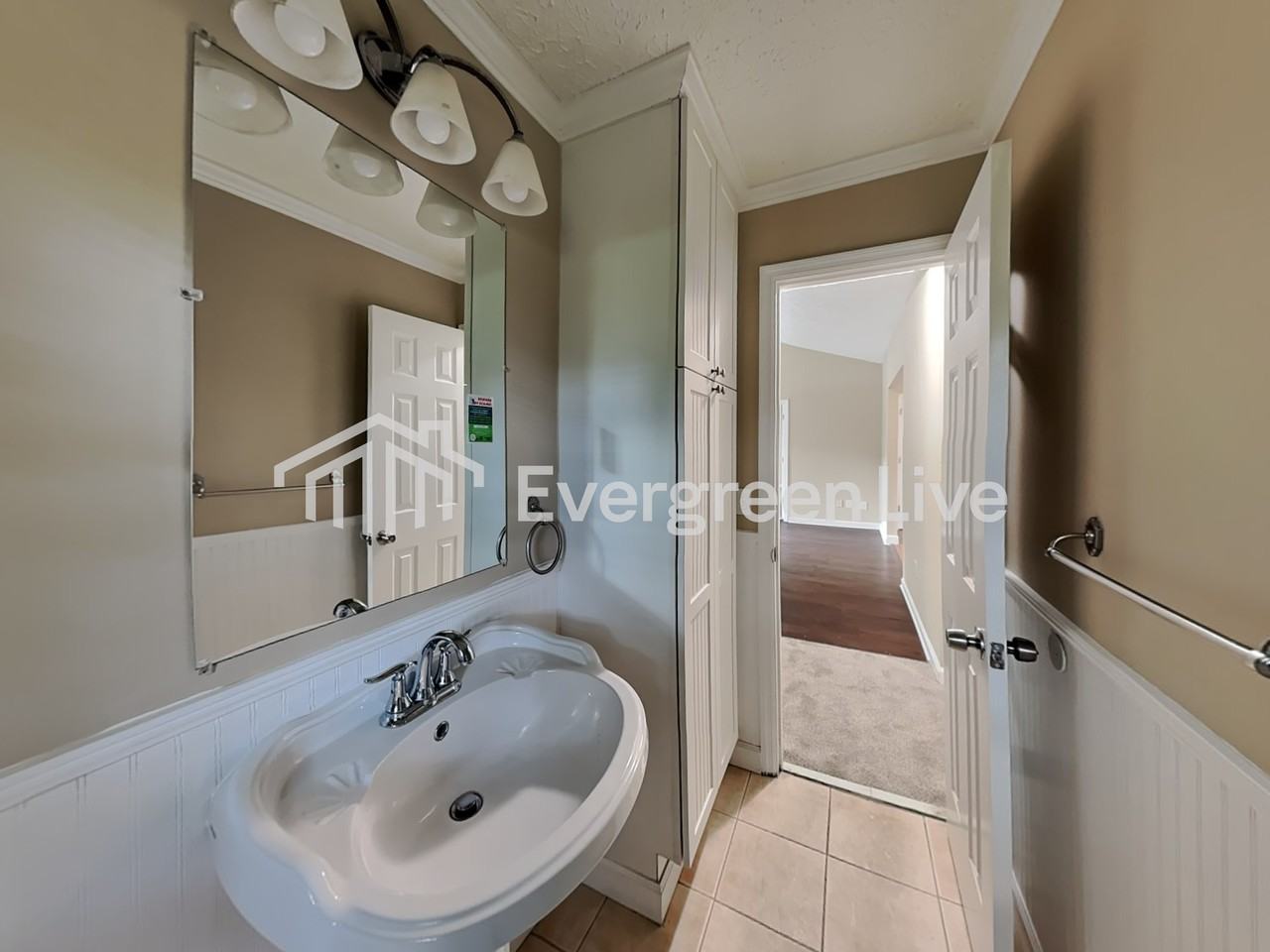 1127 Cousins Rd - Photo 4 of 18