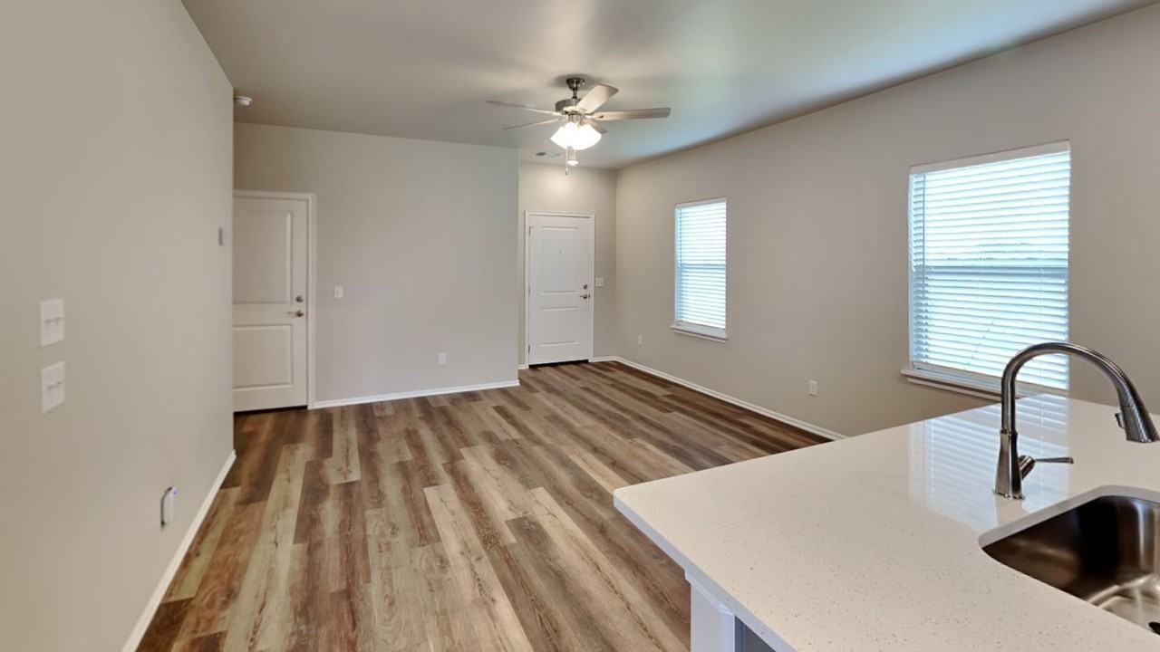 12501 Florence Ln - Photo 6 of 21