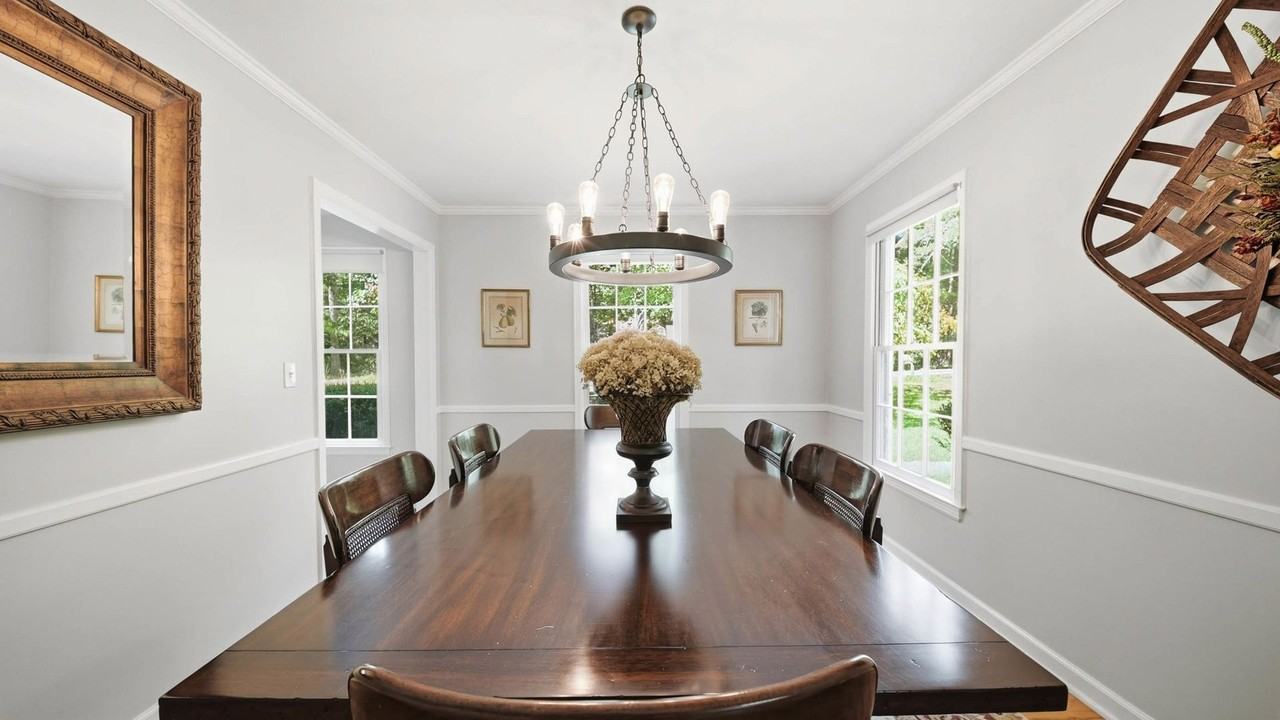 204 Grayson Rd - Photo 4 of 27