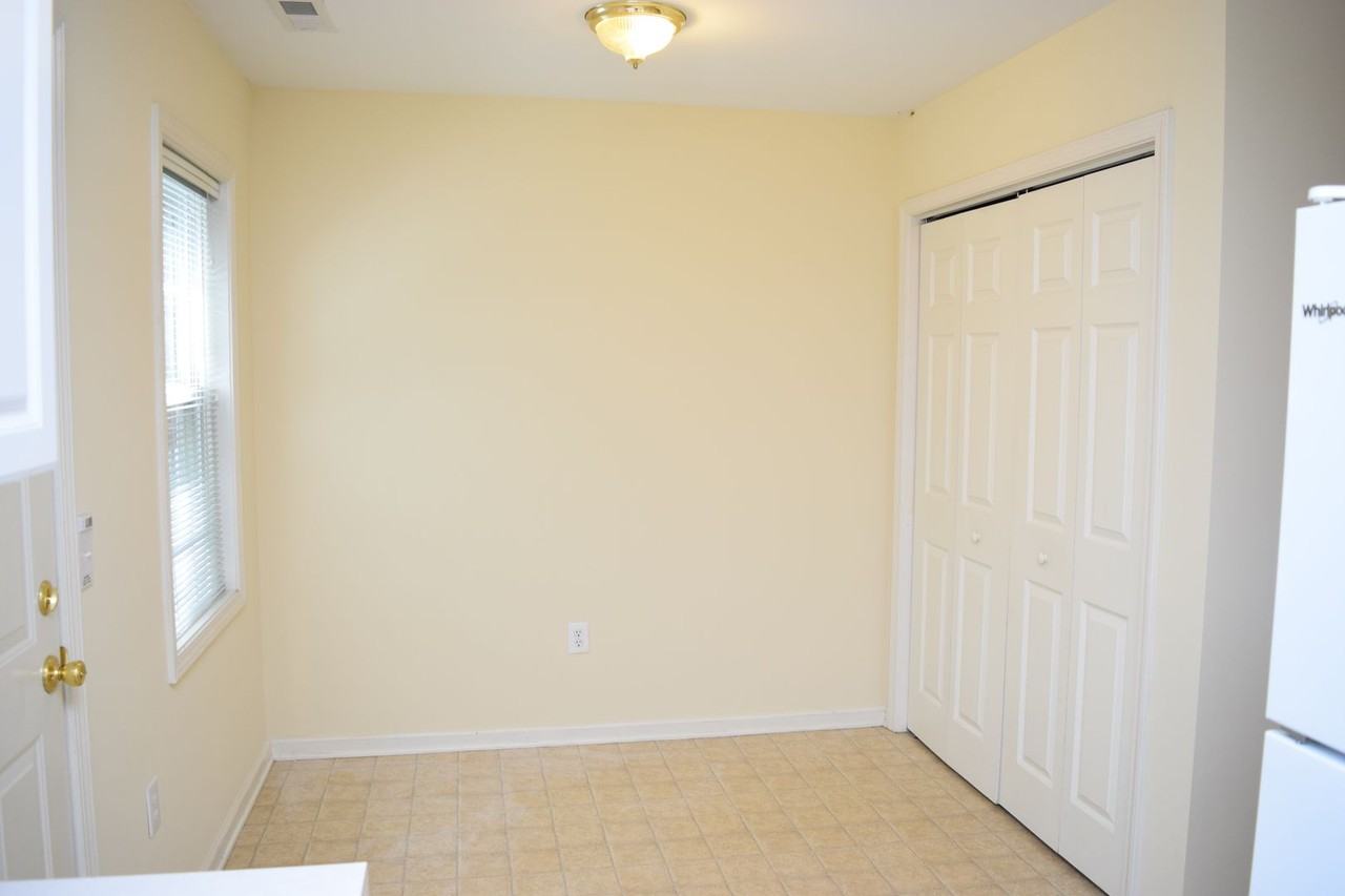 1222 14th St Ne - Photo 2 of 11