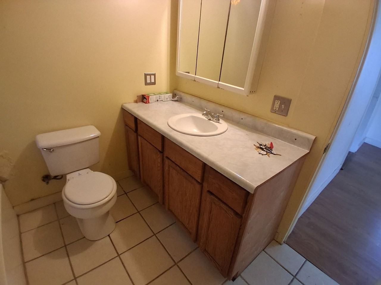 808 N Washington Ave - Photo 2 of 12