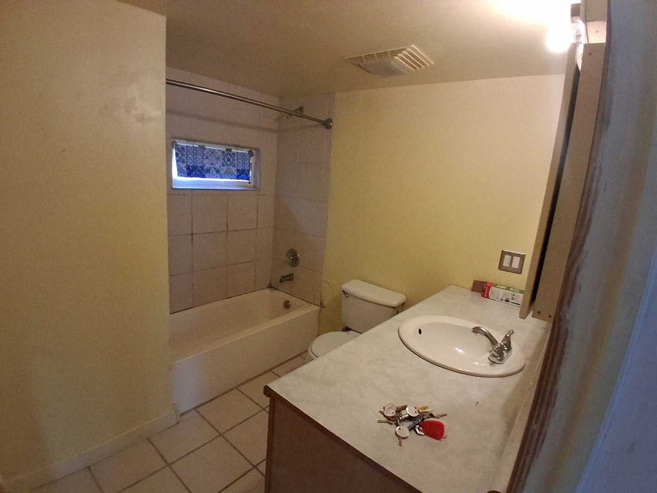 808 N Washington Ave - Photo 3 of 12