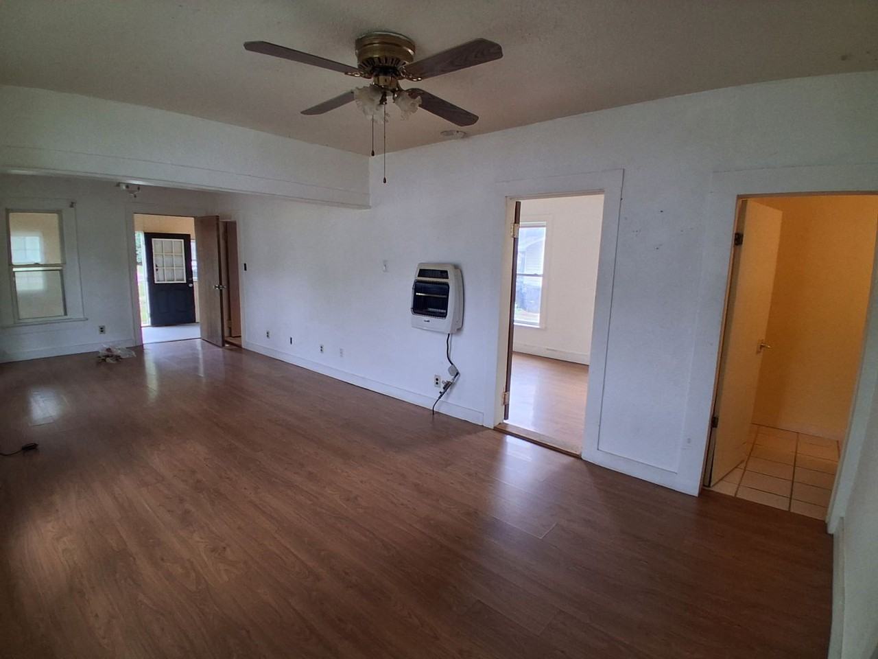 808 N Washington Ave - Photo 4 of 12