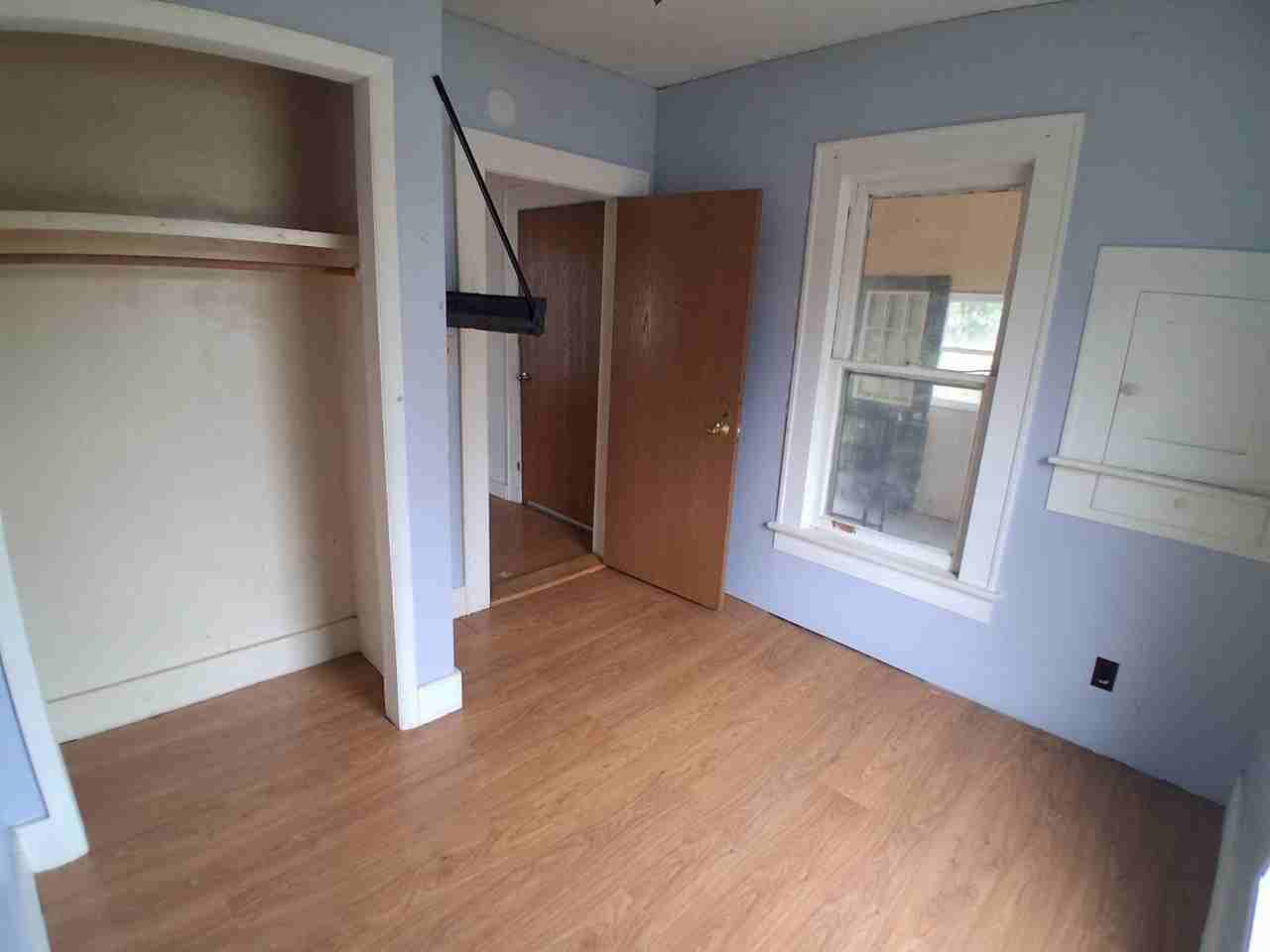 808 N Washington Ave - Photo 6 of 12
