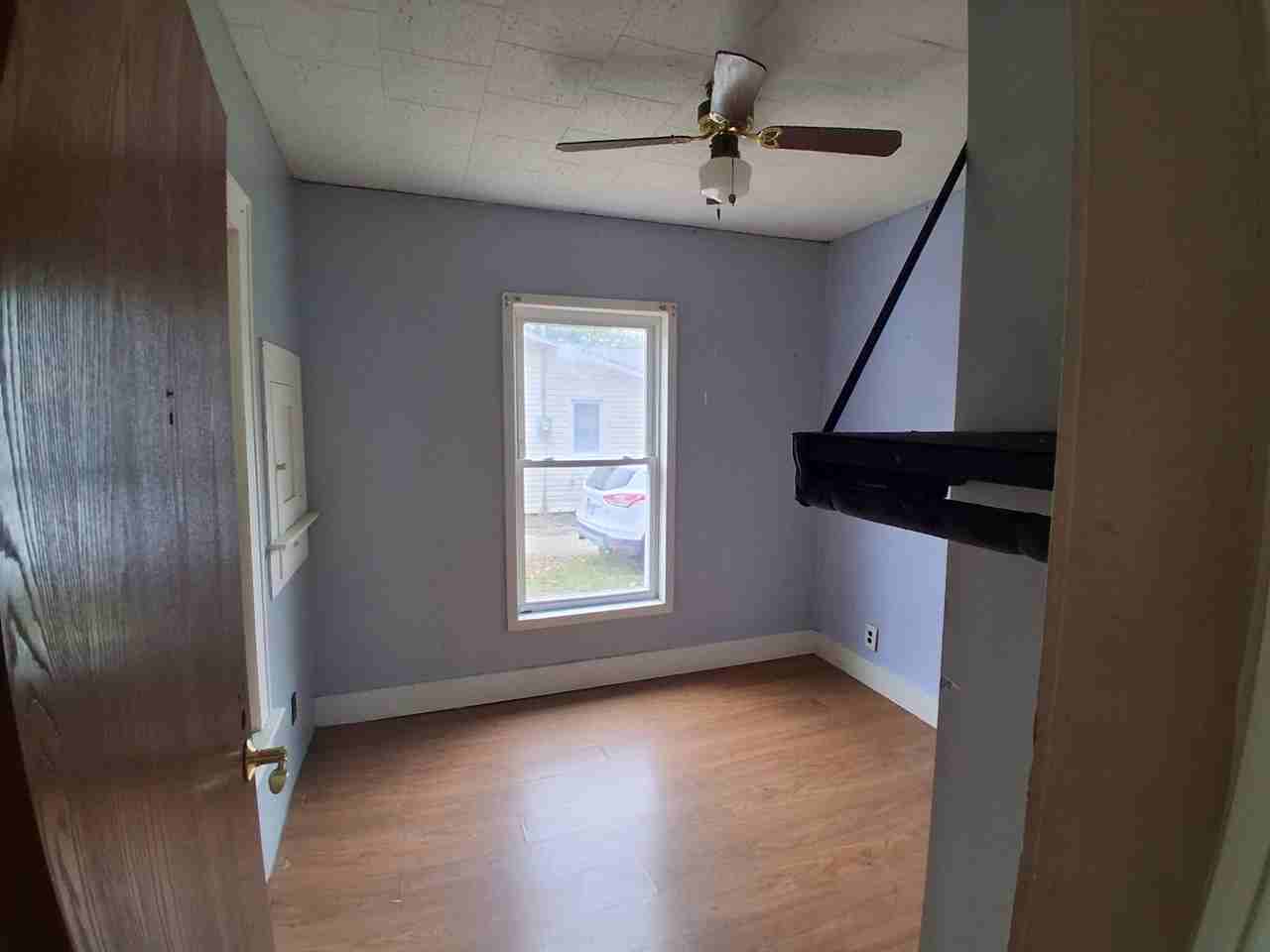 808 N Washington Ave - Photo 7 of 12