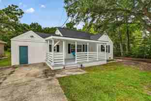6933 Raymond Ave - Photo 1 of 1