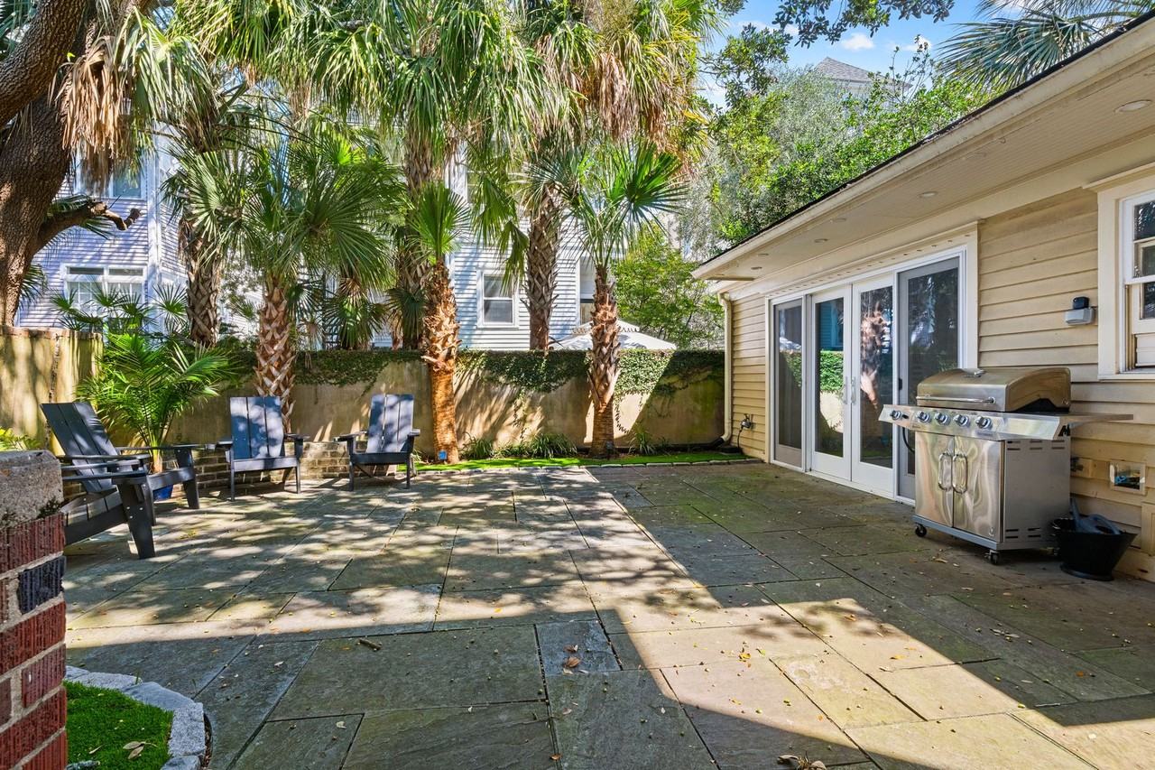 12 Ashley Ave - Photo 5 of 36