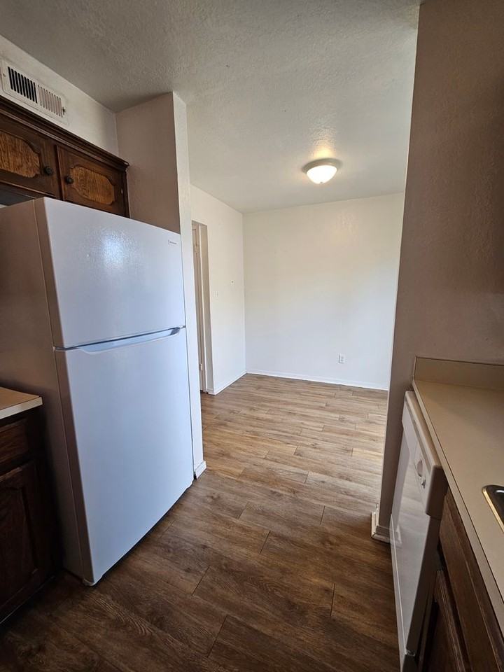 2209 Beaumont Dr #D - Photo 7 of 16