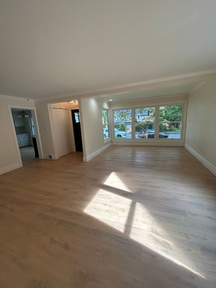 147 W Hamilton Ave - Photo 4 of 26