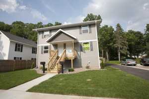 featured image of 1105 S Dewey St