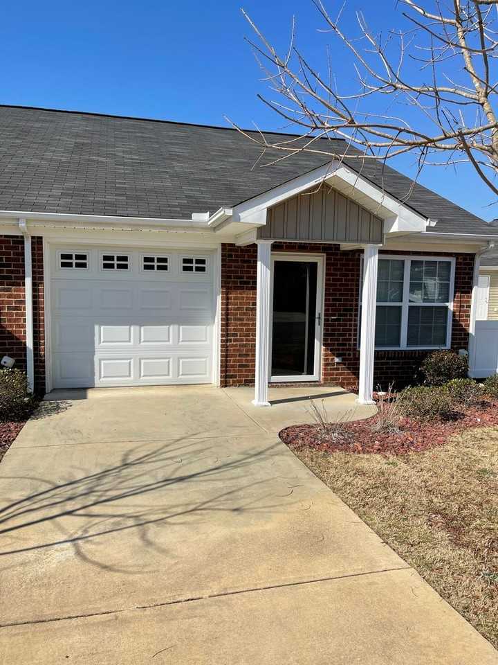 23 Skylar Ct - Photo 2 of 13