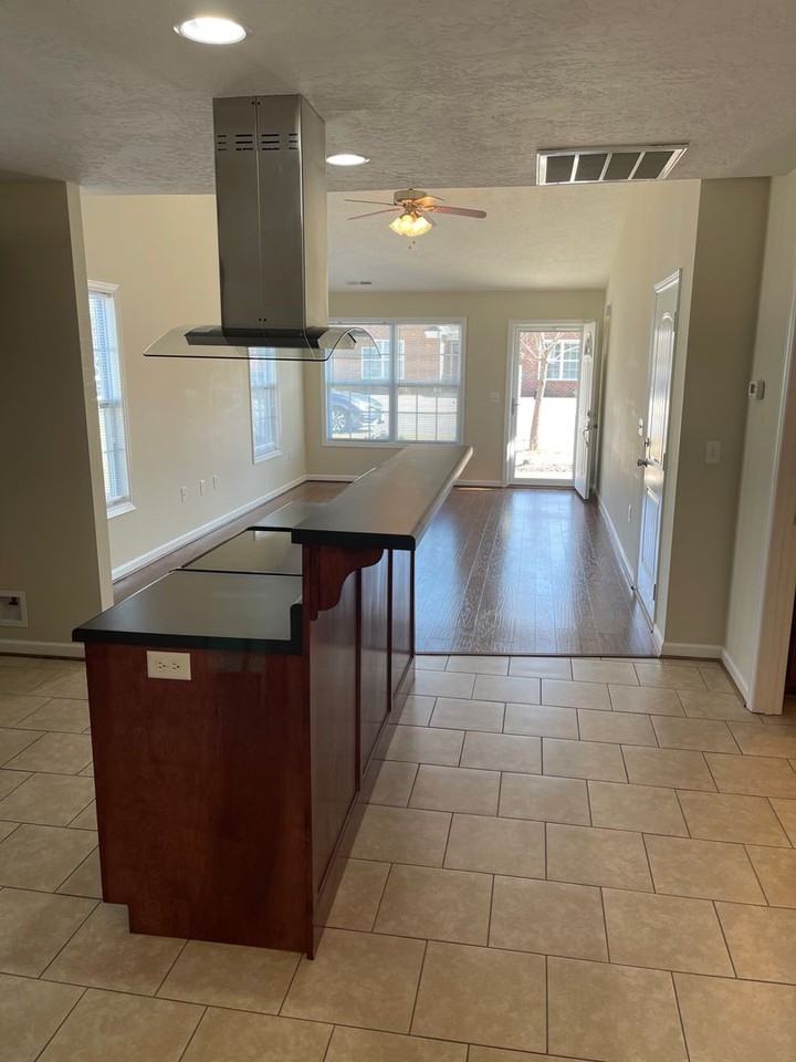 23 Skylar Ct - Photo 6 of 13