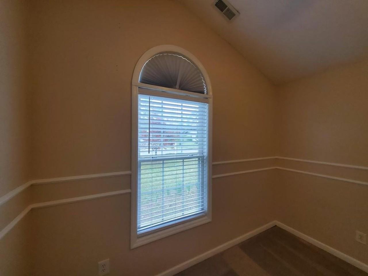 164 Independence Dr - Photo 6 of 22