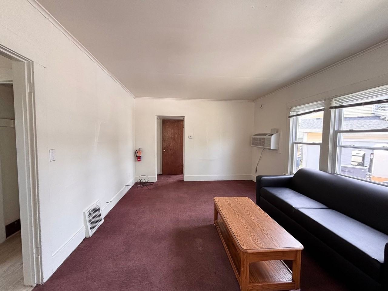1318 Wilmot St - Photo 6 of 50