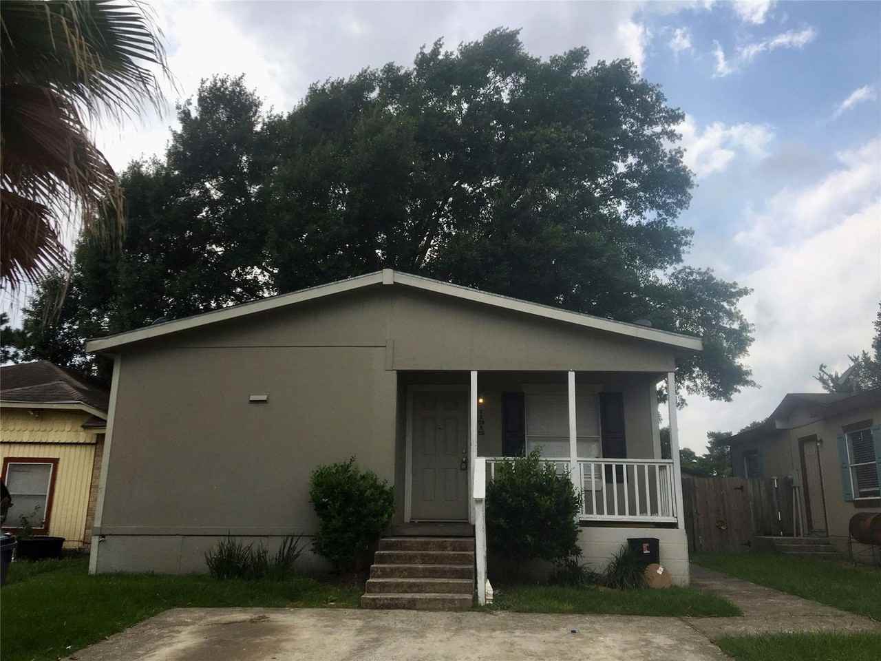 11915 Greenspark Ln - Photo 2 of 6