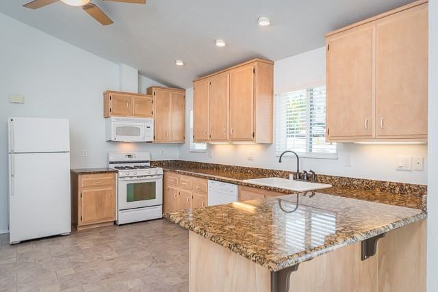 3198 Shearer Ave - Photo 4 of 8