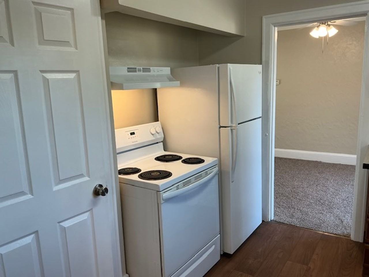 525 N Lombard St - Photo 4 of 19