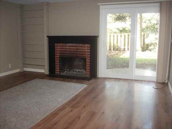 2264 Lillian St - Photo 6 of 15