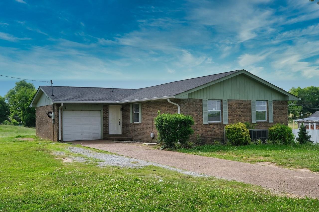 104 Walnut Crest Dr - Photo 2 of 24