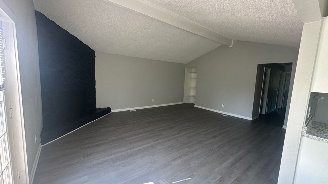 104 Walnut Crest Dr - Photo 6 of 24