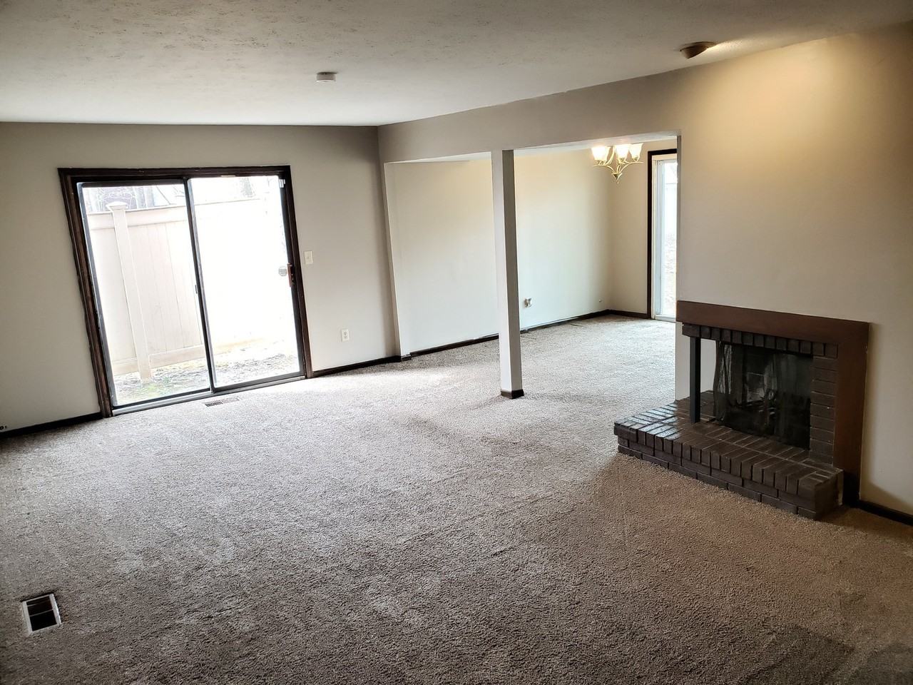 2914 Forest Ln - Photo 3 of 20