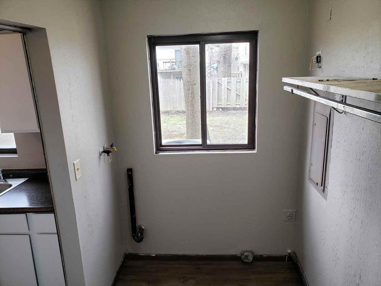 2914 Forest Ln - Photo 7 of 20