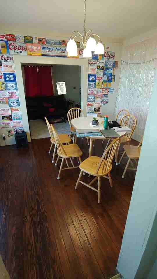 800 13th St - Photo 5 of 8