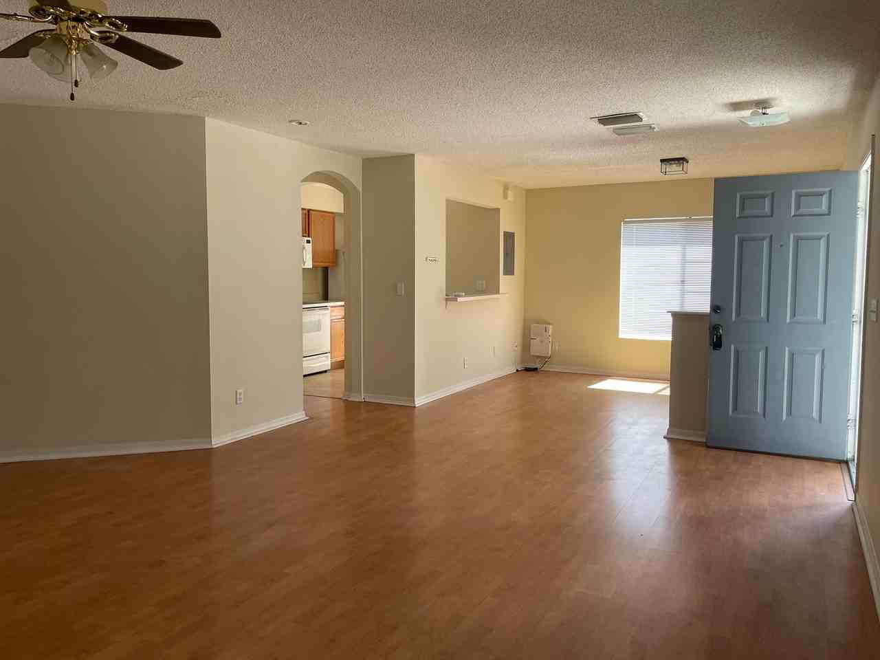 4102 Waterside Island Ct - Photo 2 of 19