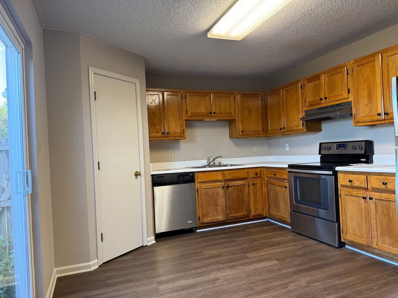 22 Edgehill Cv - Photo 2 of 15