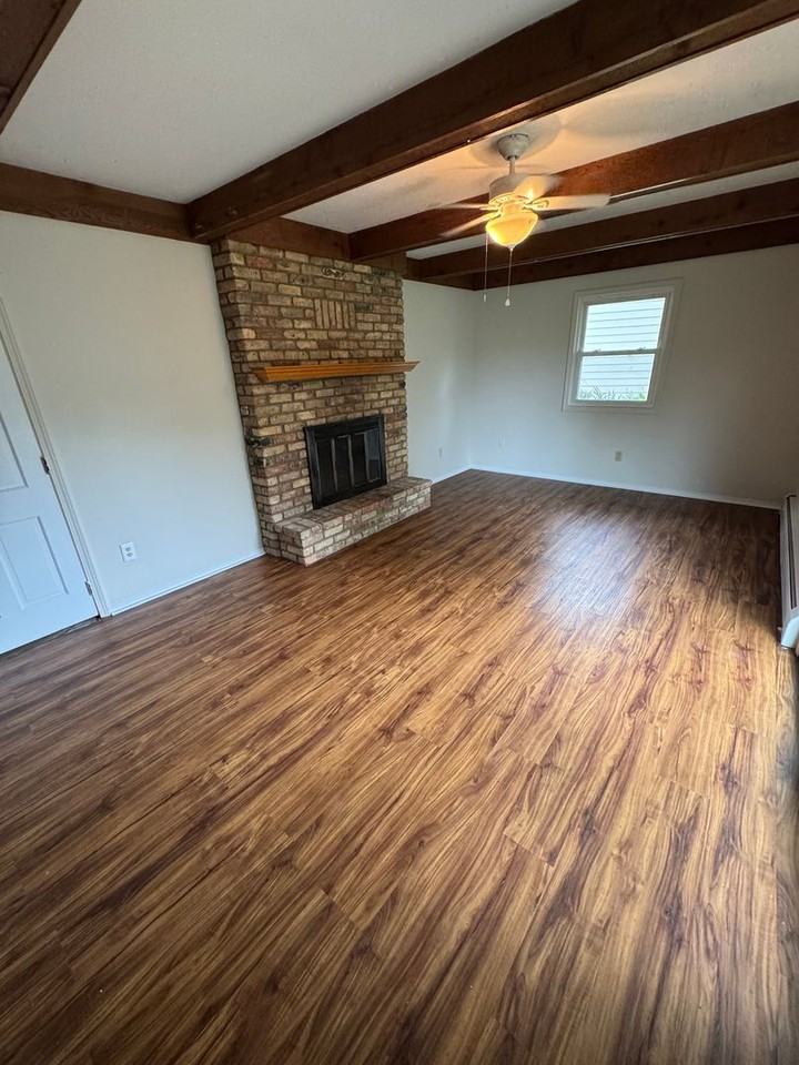 5115 Louden Dr - Photo 2 of 12