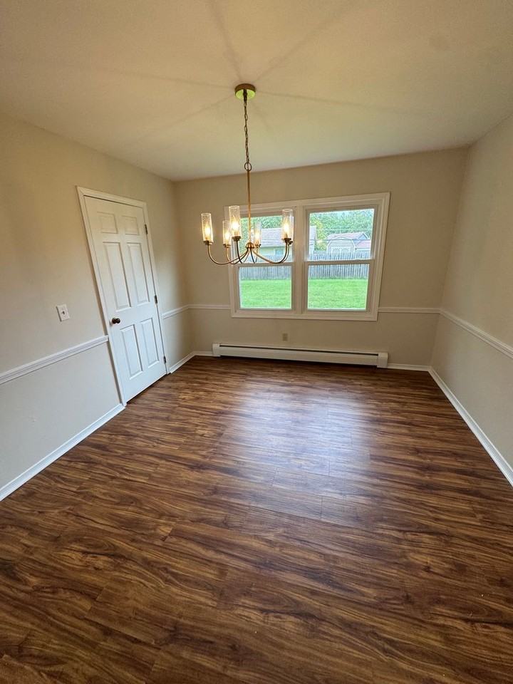 5115 Louden Dr - Photo 5 of 12