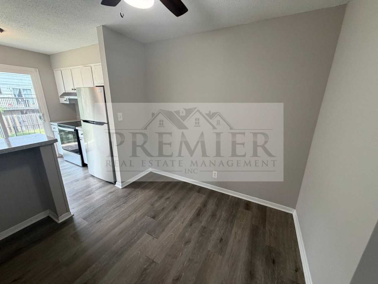 9306 Reeder Ave #4 - Photo 6 of 14