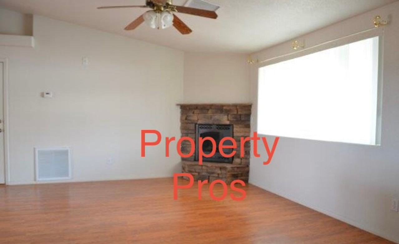 141 S 8th Pl - Photo 4 of 17