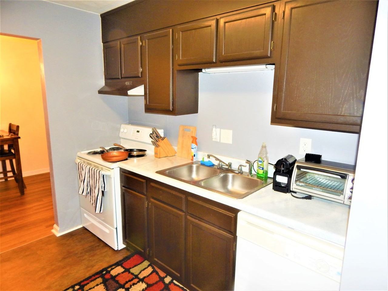 305 Chowning Pl - Photo 6 of 13