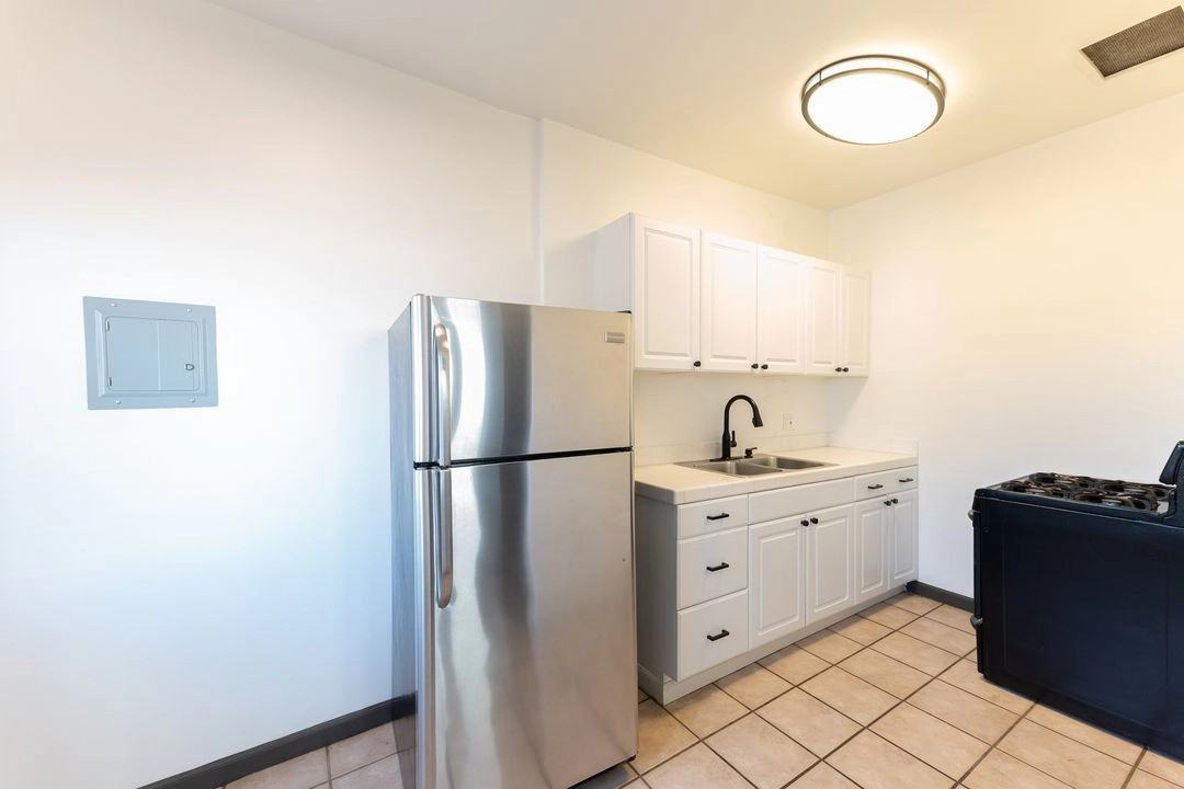 Elmwood Apartments - Photo 3 of 50