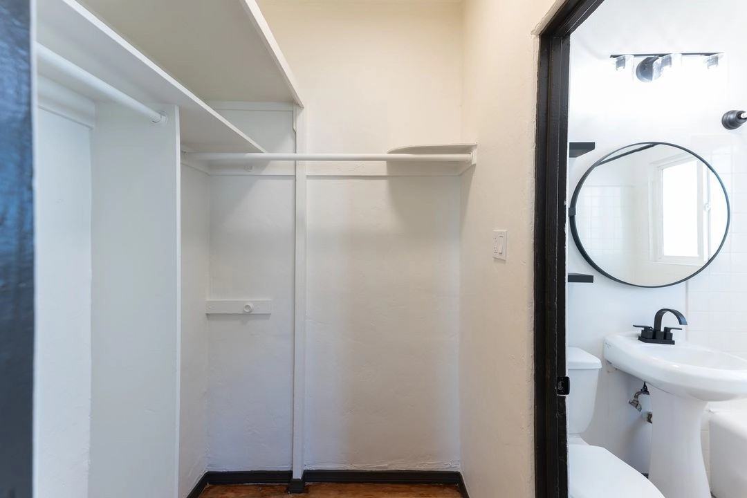 Elmwood Apartments - Photo 7 of 50