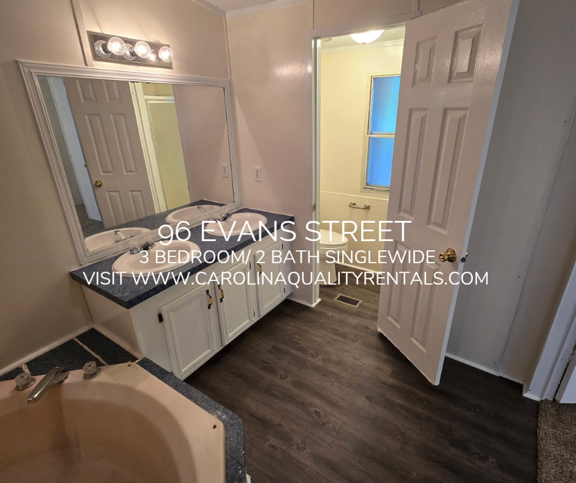 96 Evans St - Photo 7 of 13
