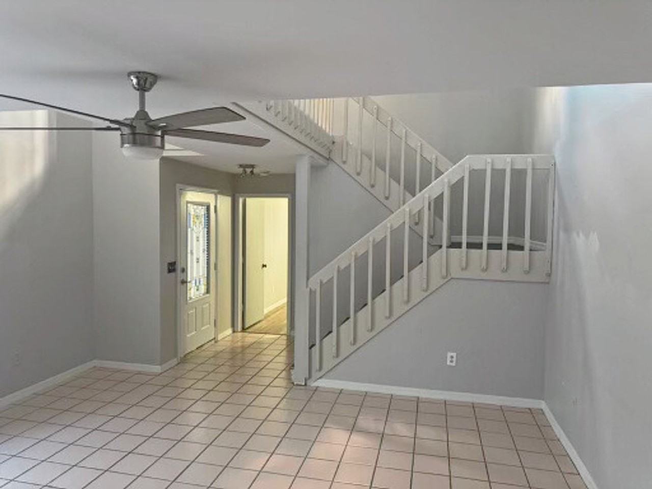 13660 Abbey Dr #3 - Photo 7 of 11