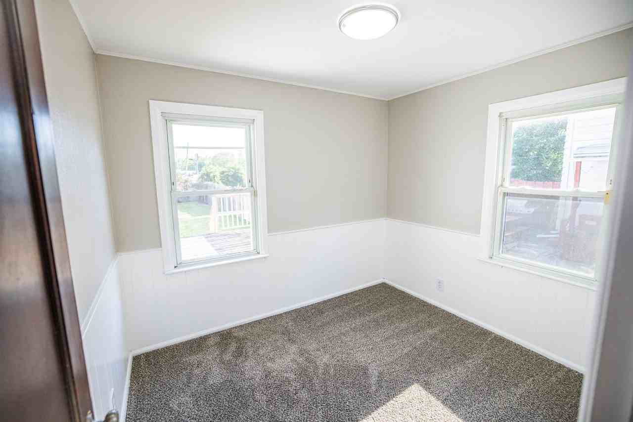 306 W Crawford Ave - Photo 5 of 23