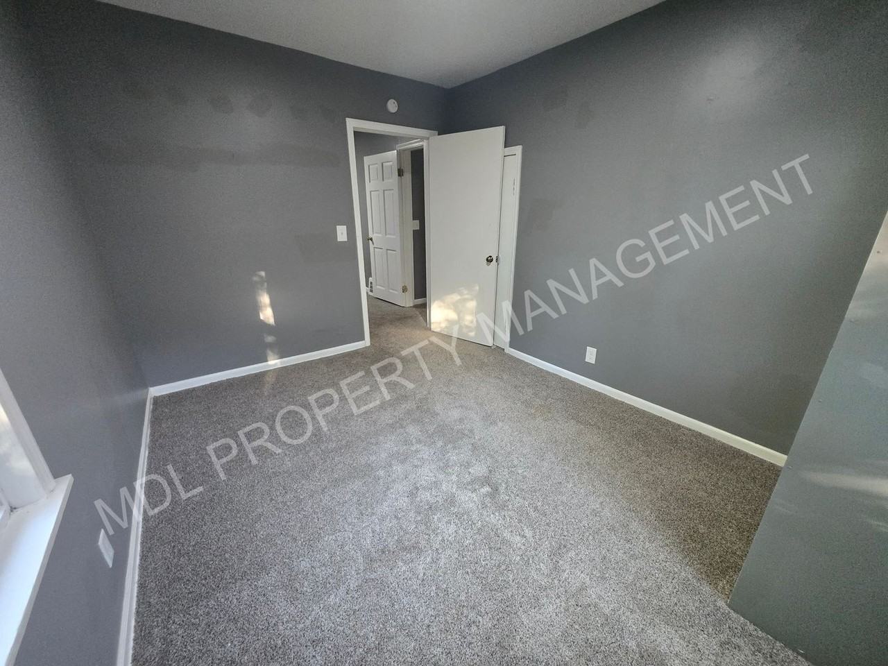 414 E Haley St - Photo 7 of 16