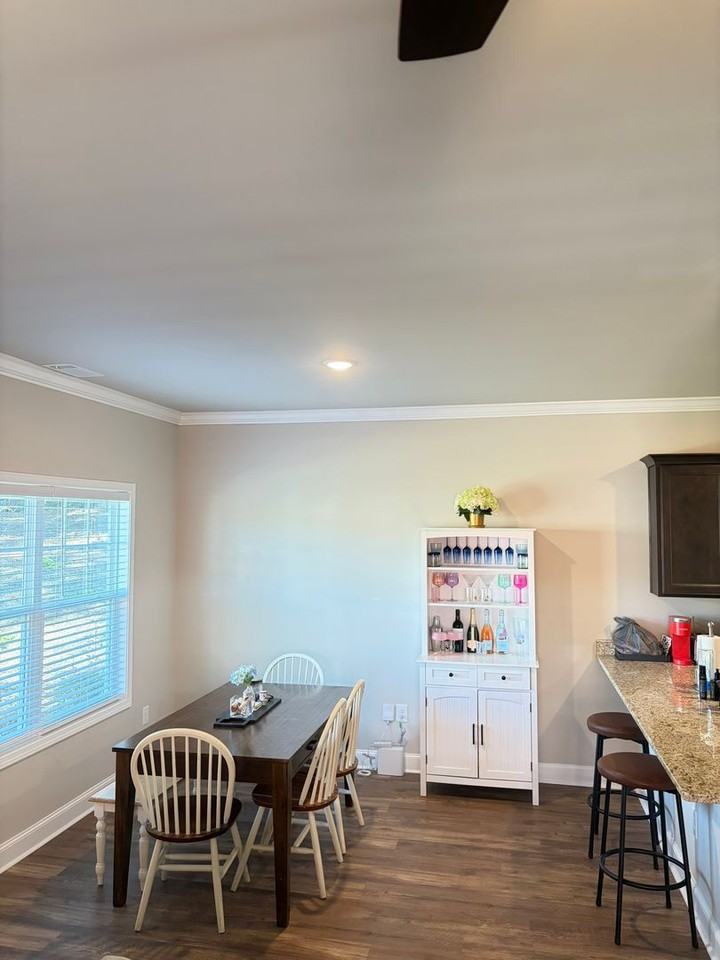 270 Bella Way - Photo 3 of 14