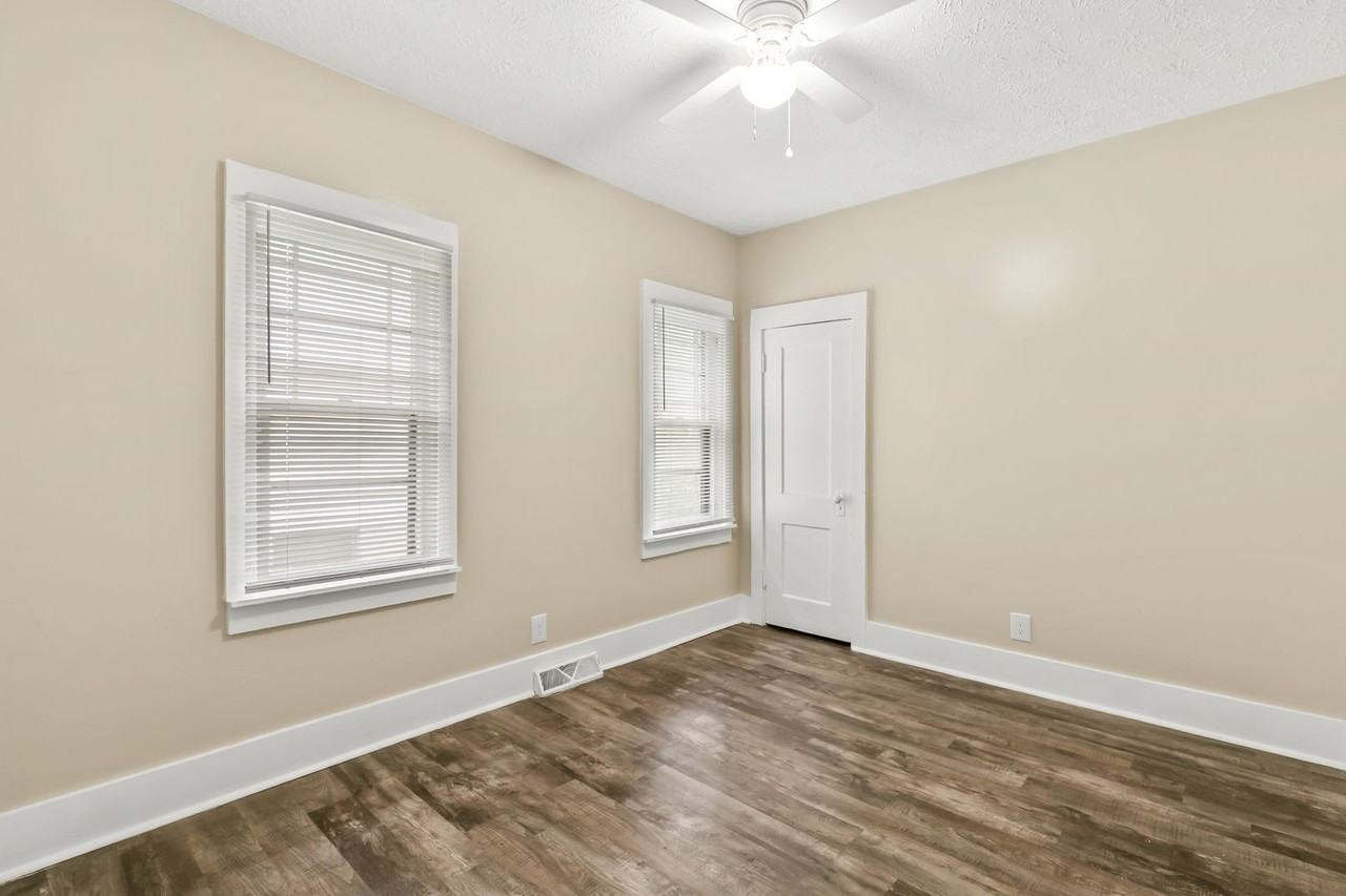 4252 Maple St - Photo 7 of 22