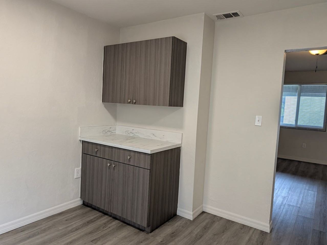 3754 Lora St - Photo 5 of 14