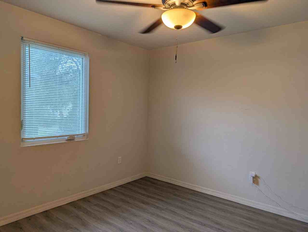 3754 Lora St - Photo 6 of 14