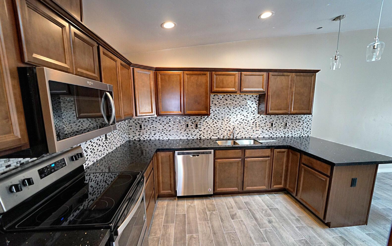 3300 Tomahawk Dr #102 - Photo 3 of 12