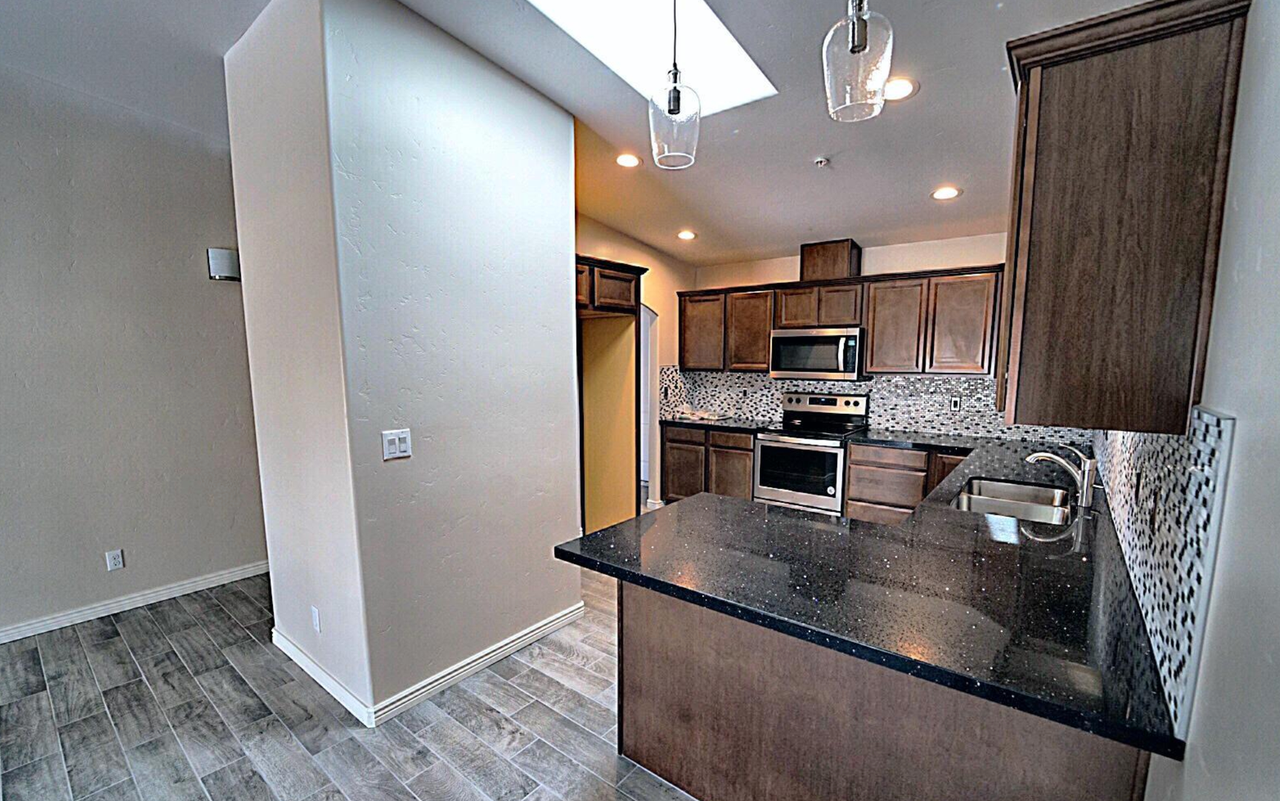 3300 Tomahawk Dr #102 - Photo 4 of 12