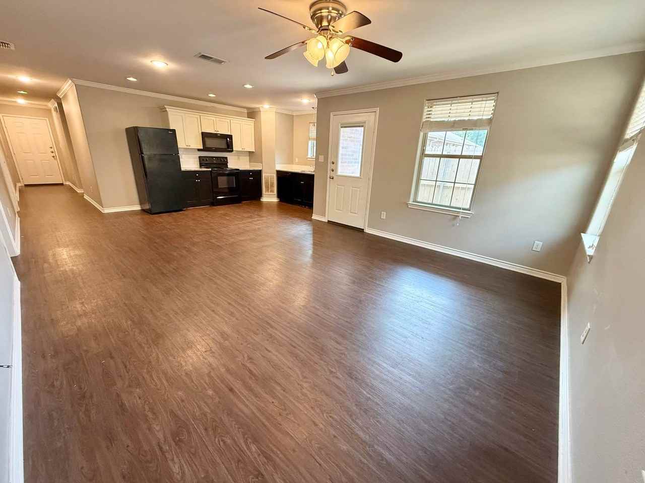 3988 Duchess Dr - Photo 2 of 18