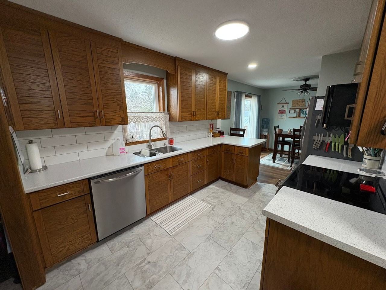 206 17th St Ne - Photo 3 of 33