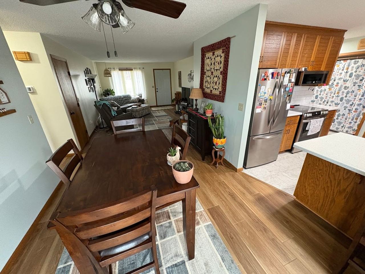 206 17th St Ne - Photo 6 of 33